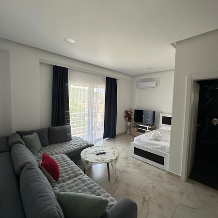 Liel Apartments Ksamil Exterior foto