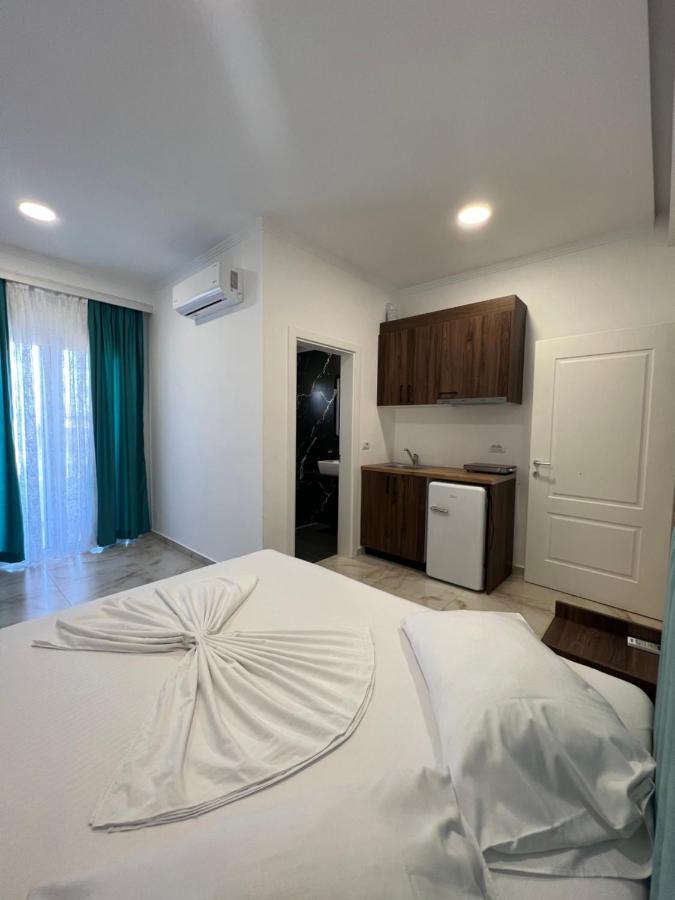 Liel Apartments Ksamil Exterior foto