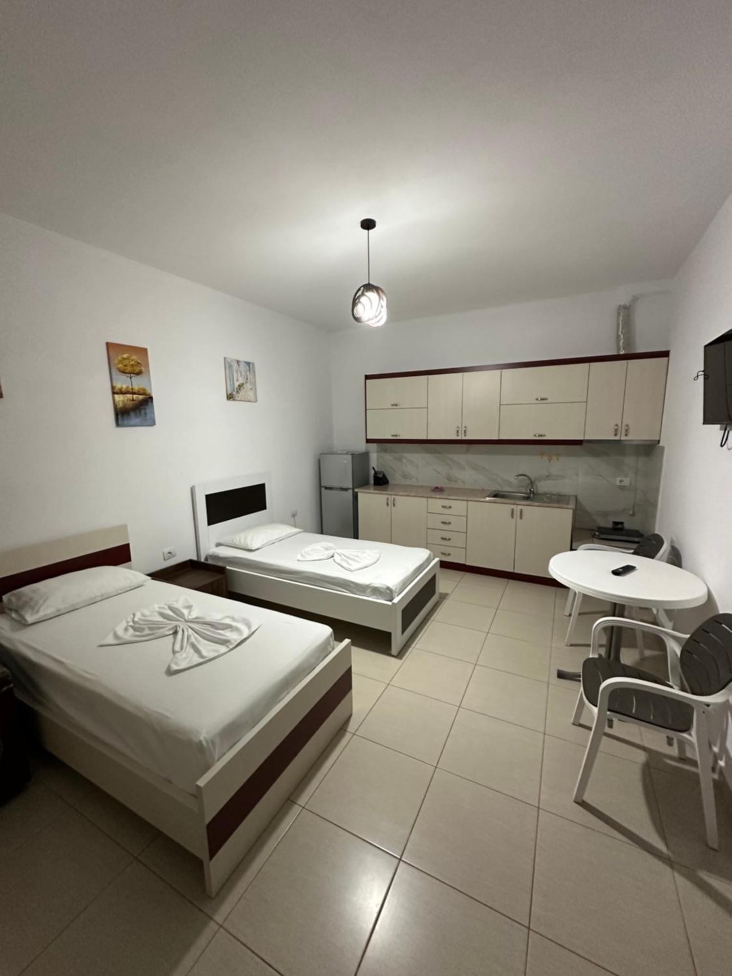 Liel Apartments Ksamil Exterior foto