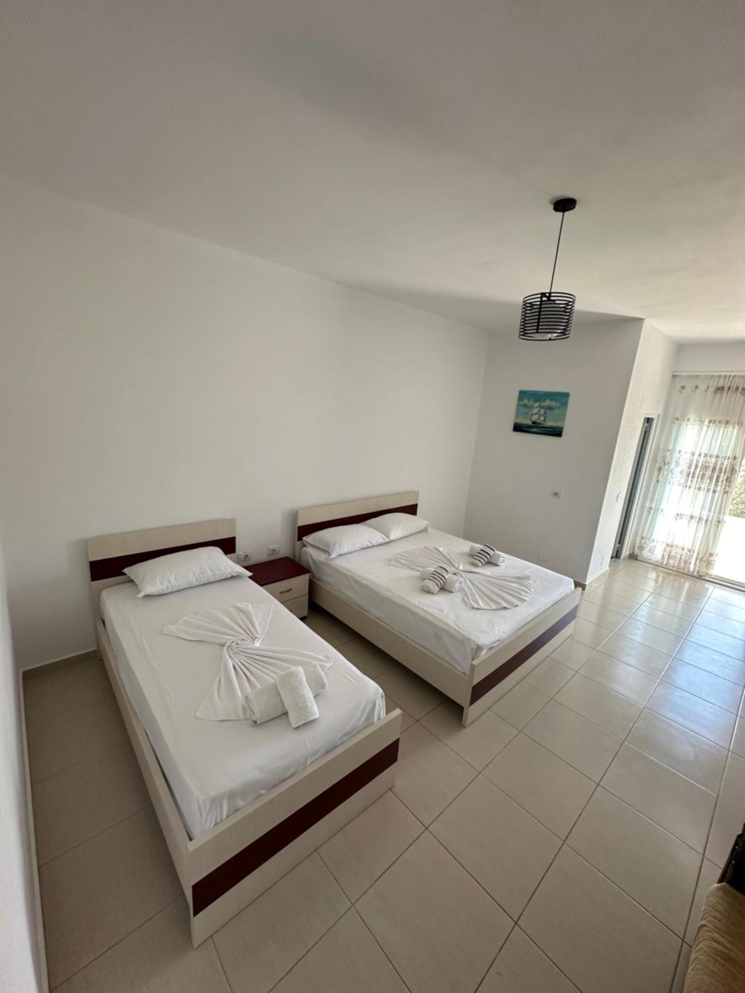 Liel Apartments Ksamil Exterior foto